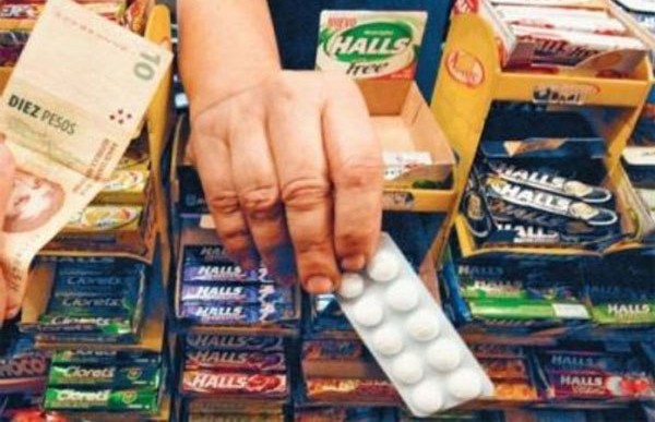 Destacan la importancia del acceso a los medicamentos de venta libre