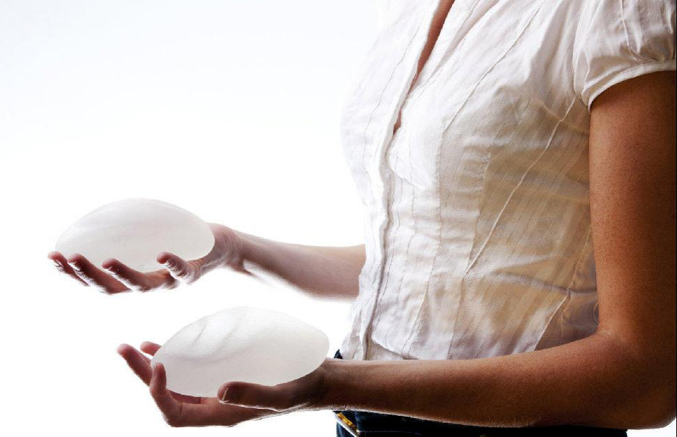 Cinco dudas sobre los implantes mamarios PIP
