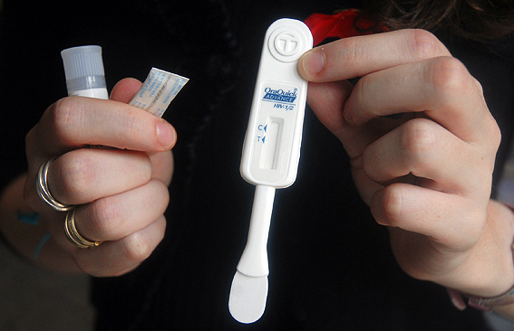 Aprueban el primer test casero de VIH