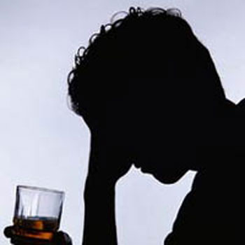 Alcohol y hepatitis viral suman riesgo de cáncer de hígado