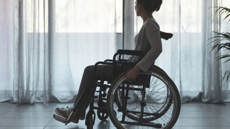 Un ensayo clínico experimental logró una gran recuperación en una paciente con ELA
