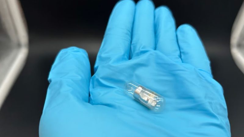 Una pastilla “inteligente” avisa cuándo fue ingerida y envía una señal desde el estómago