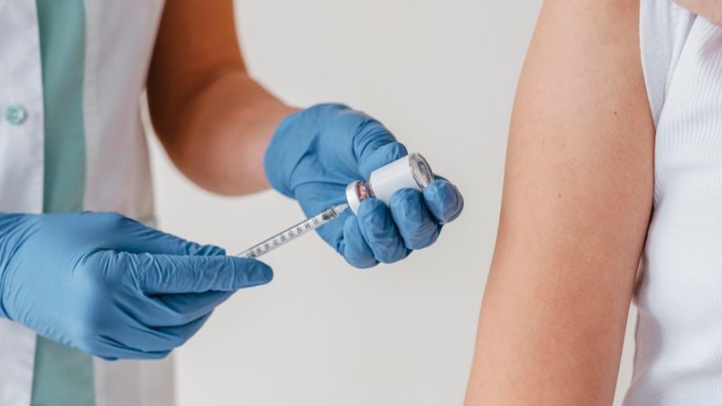 Cae la vacunación y se encienden las alarmas sanitarias