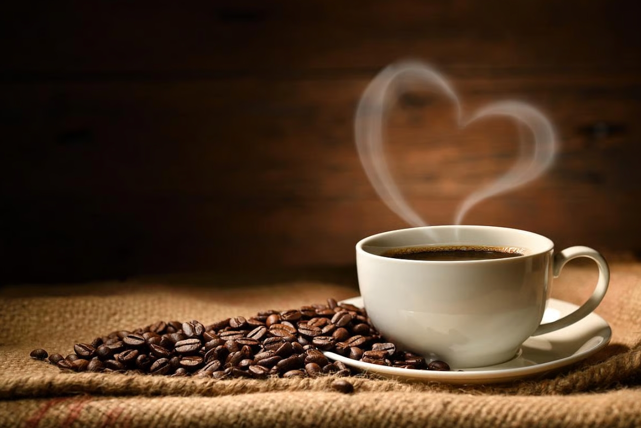 Tomar café con moderación podría beneficiar la salud cardiovascular, según la Asociación Americana del Corazón