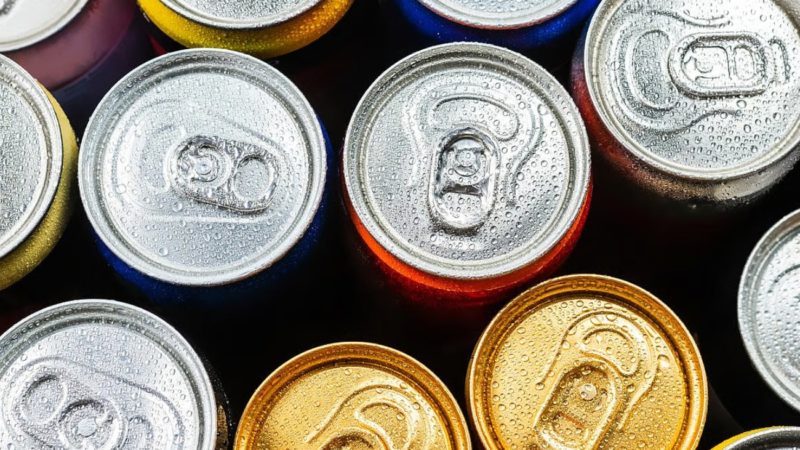 Advierten por el riesgo de las bebidas con cannabis vendidas junto a gaseosas