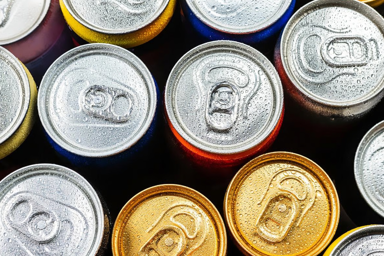 Advierten por el riesgo de las bebidas con cannabis vendidas junto a gaseosas